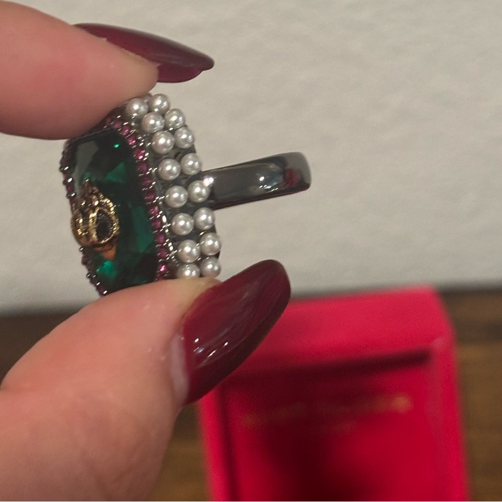 Kurt Geiger Green and Gun Metal Tone Statement Ring - Picture 6 of 9